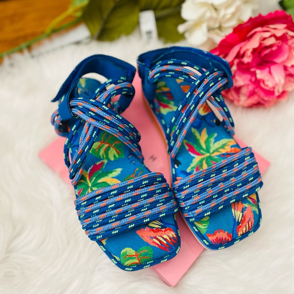 NEW | FARM Rio Blue Macaw Platform Sandals - Picture 3 of 6